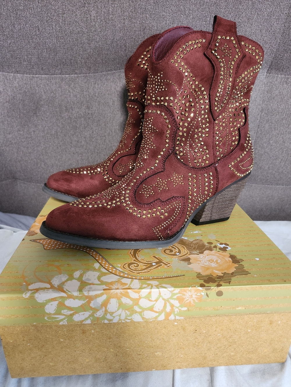 Very G Sparkle Booties